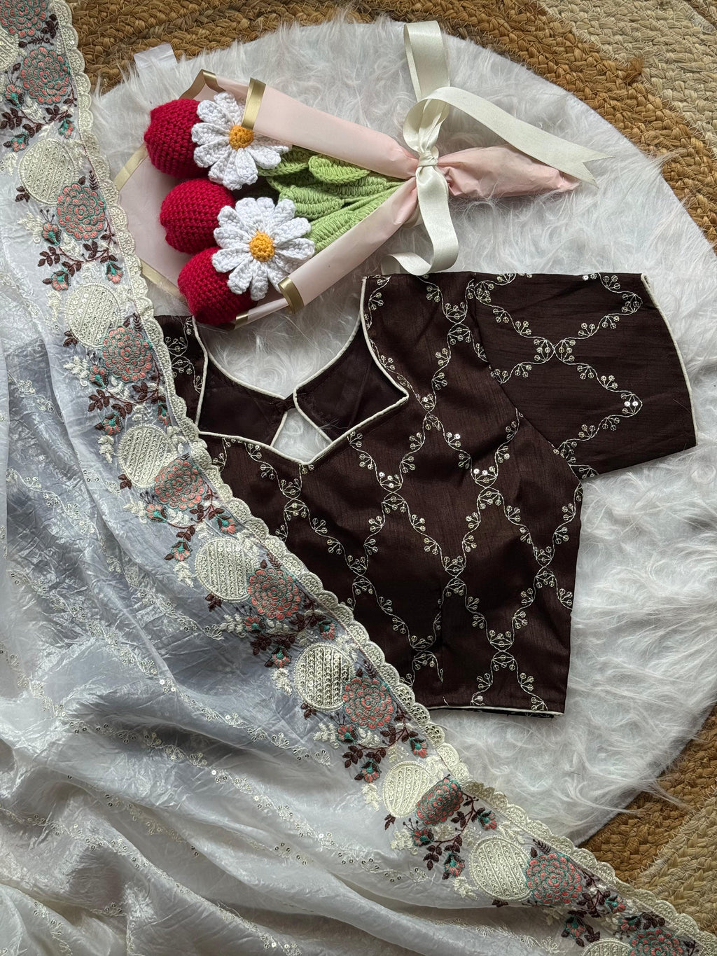 Cruch saree 1034 unstitch blouses